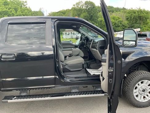 Used 2019 Ford F350 XL w/ STX Appearance Package AWD/4WD image 43