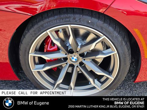 Used 2026 BMW Z4 M40i w/ Premium Package RWD image 9