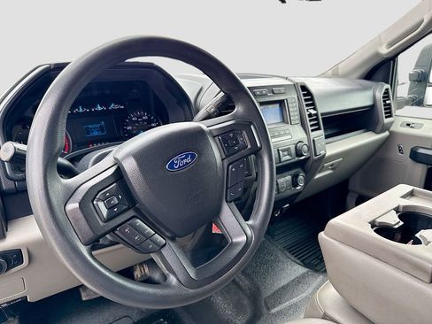Used 2022 Ford F350 XL w/ Power Equipment Group image 11