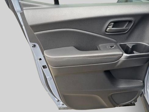 Used 2025 Honda Ridgeline TrailSport image 17