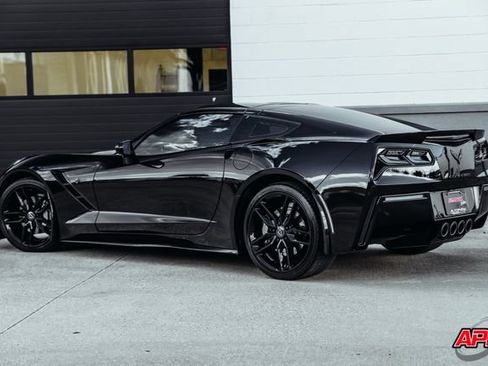 Used 2016 Chevrolet Corvette Stingray Coupe RWD image 6