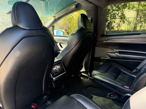 Used 2022 Tesla Model X Plaid AWD/4WD image 26