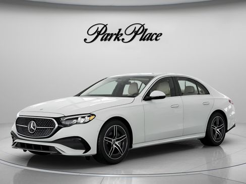 New 2026 Mercedes-Benz E 450 4MATIC Sedan image 1