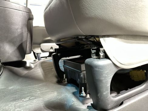 Used 2024 GMC Savana 2500 w/ Driver Convenience Package image 14