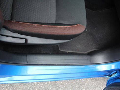 Used 2020 Nissan Versa SR w/ Convenience Package FWD image 15