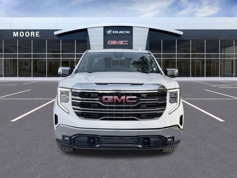 Used 2024 GMC Sierra 1500 SLT AWD/4WD image 8