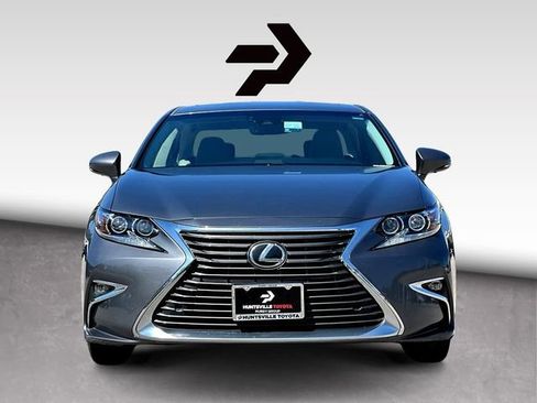 Used 2016 Lexus ES 350 w/ Luxury Package w/Wood Trim image 3