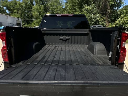 Used 2022 Chevrolet Silverado 1500 Custom AWD/4WD image 33