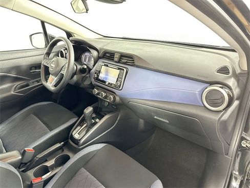 Used 2023 Nissan Versa SV image 27