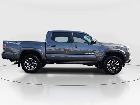 Certified 2021 Toyota Tacoma TRD Sport w/ Technology Package AWD/4WD image 4