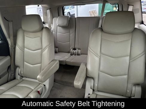 Used 2018 Cadillac Escalade Premium Luxury image 22