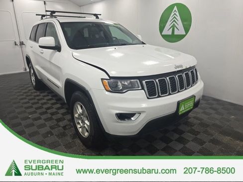 Used 2017 Jeep Grand Cherokee Laredo w/ Quick Order Package 23E AWD/4WD image 1