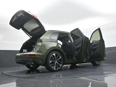 Used 2021 Audi SQ5 Prestige AWD/4WD image 24