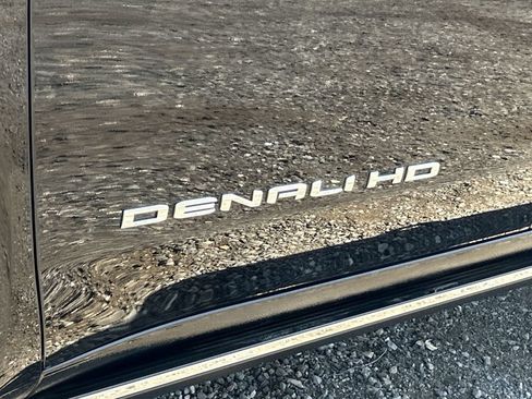 New 2026 GMC Sierra 2500 Denali Ultimate AWD/4WD image 32