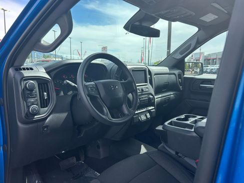 Used 2024 Chevrolet Silverado 1500 Custom Trail Boss AWD/4WD image 12