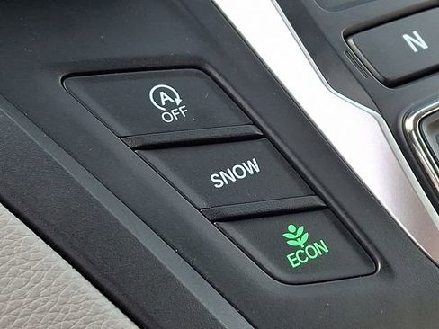 Used 2020 Honda Odyssey LX image 24