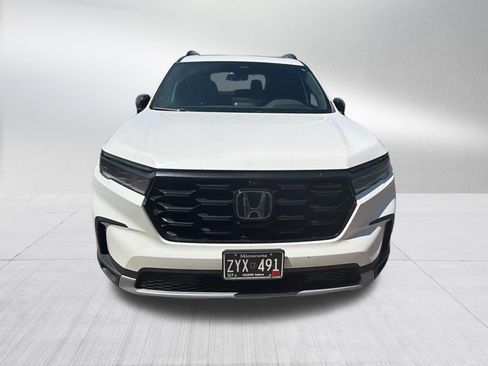 Used 2024 Honda Pilot TrailSport image 2