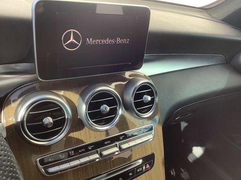 Used 2019 Mercedes-Benz GLC 300 4MATIC Coupe image 16