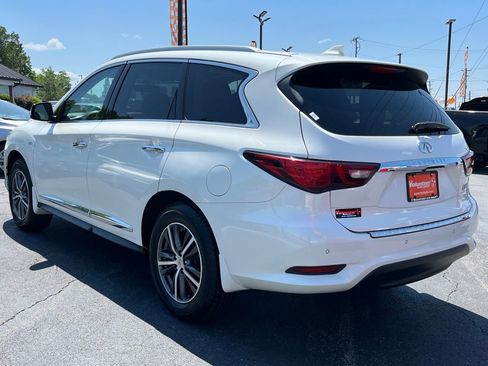 Used 2019 INFINITI QX60 Luxe w/ Essential Package FWD image 6