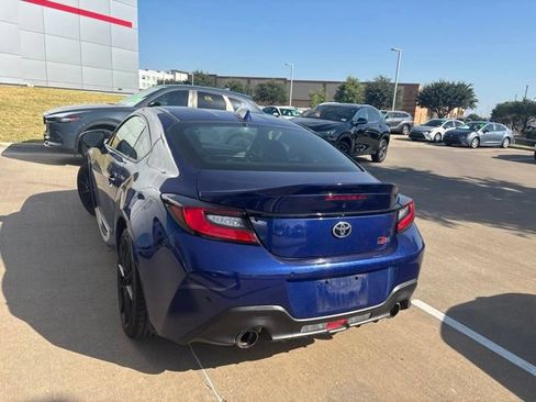 Used 2025 Toyota GR86 Premium w/ Performance Package RWD image 4