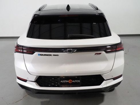 Used 2024 Chevrolet Equinox EV RS image 6