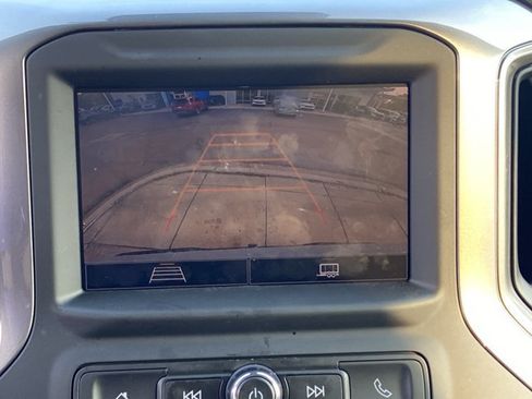 Used 2025 Chevrolet Silverado 1500 Custom Trail Boss AWD/4WD image 37