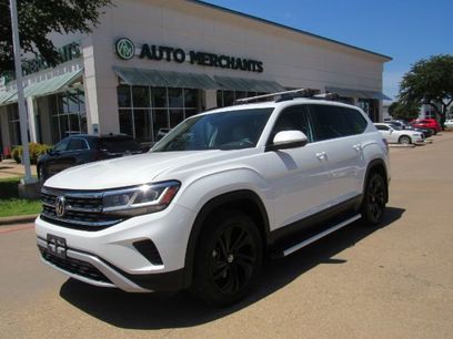 Used 2022 Volkswagen Atlas SE w/ Panoramic Sunroof Package