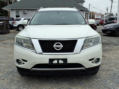 Used 2016 Nissan Pathfinder SL w/ Trailer Tow Package image 2