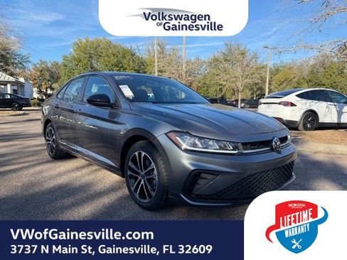 Certified 2025 Volkswagen Jetta Sport image 1
