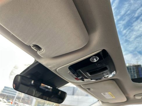 Used 2022 Kia Sorento EX w/ Panoramic Sunroof Package image 34