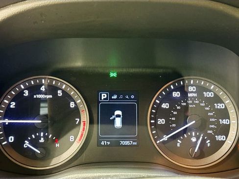 Used 2018 Hyundai Tucson SE image 9