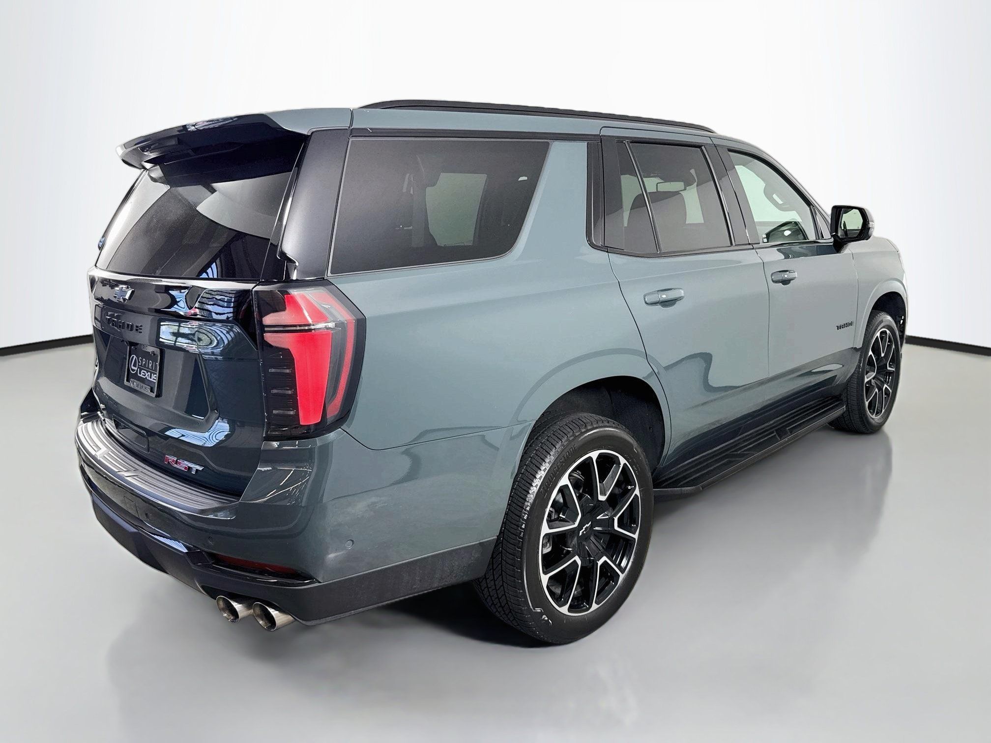 Used 2026 Chevrolet Tahoe RST w/ Comfort Package AWD/4WD image 7