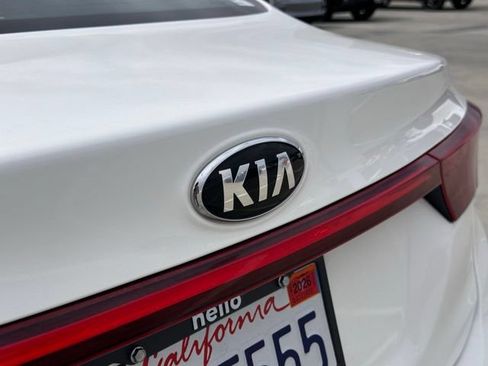 Used 2020 Kia Forte LXS FWD image 25