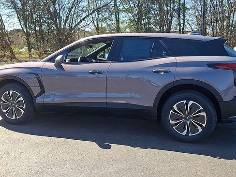 New 2026 Chevrolet Blazer EV LT FWD image 8