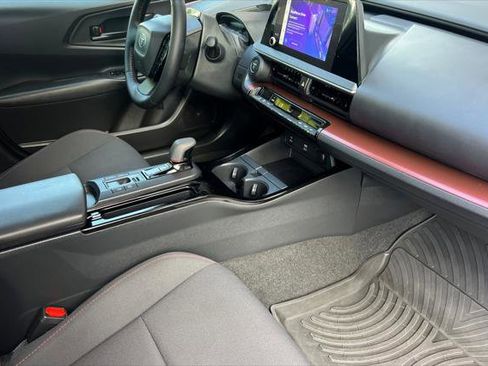 Certified 2024 Toyota Prius Prime SE image 16
