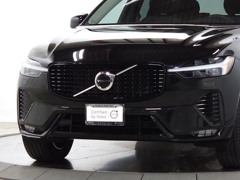 Certified 2025 Volvo XC60 B5 Core AWD/4WD image 4