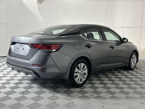 Certified 2025 Nissan Sentra S FWD image 8