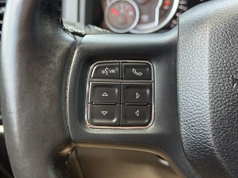 Used 2019 RAM 1500 Warlock AWD/4WD image 16
