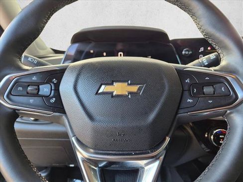 Used 2025 Chevrolet Trax LT w/ Driver Confidence Package FWD image 15