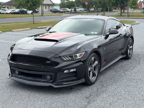 Used 2015 Ford Mustang Coupe w/ Equipment Group 051A RWD image 4