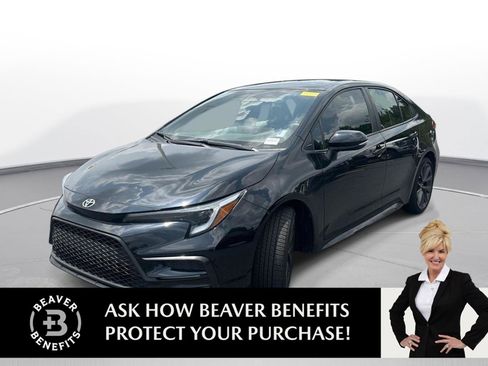 Used 2025 Toyota Corolla SE FWD image 1