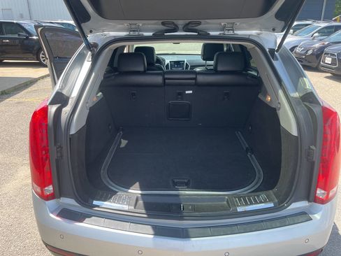 Used 2014 Cadillac SRX Luxury image 8