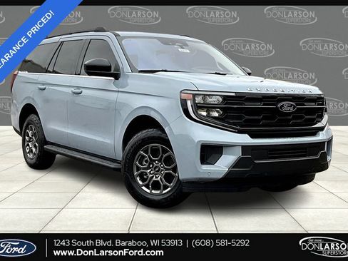 Certified 2025 Ford Expedition Active AWD/4WD image 1