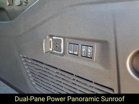 New 2026 Chevrolet Suburban Premier image 30