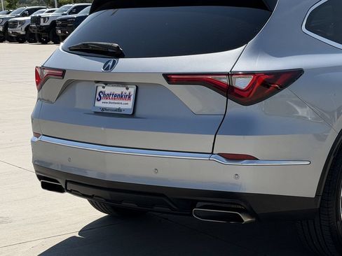 Used 2022 Acura MDX FWD w/ Technology Package image 6
