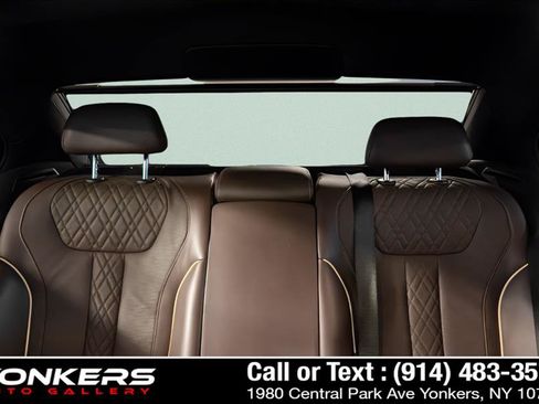 Used 2020 BMW 740i w/ M Sport Package RWD image 33