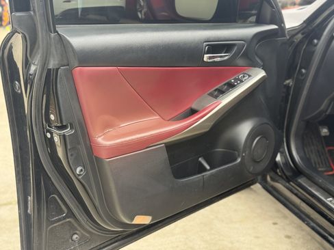 Used 2016 Lexus IS 200t image 19