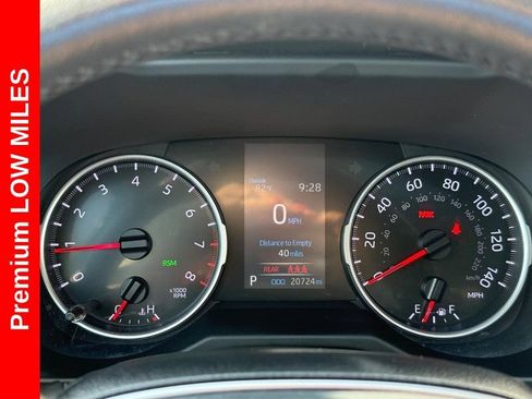 Used 2022 Toyota RAV4 XLE Premium FWD image 22