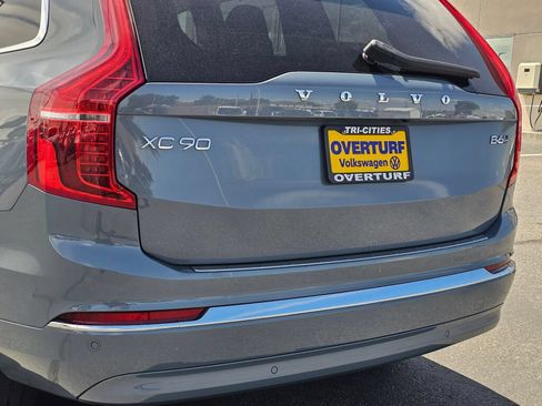 Used 2023 Volvo XC90 B6 Ultimate w/ Protection Package Premier AWD/4WD image 7