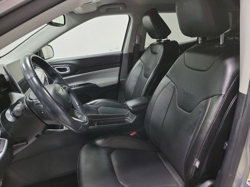 Used 2022 Jeep Compass Latitude image 37